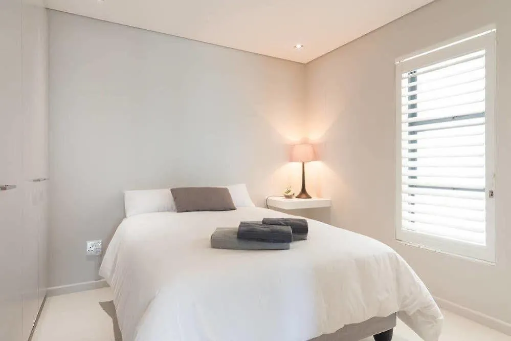 Seacrest Luxury Beachfront Apartment - Blouberg Beach Bloubergstrand