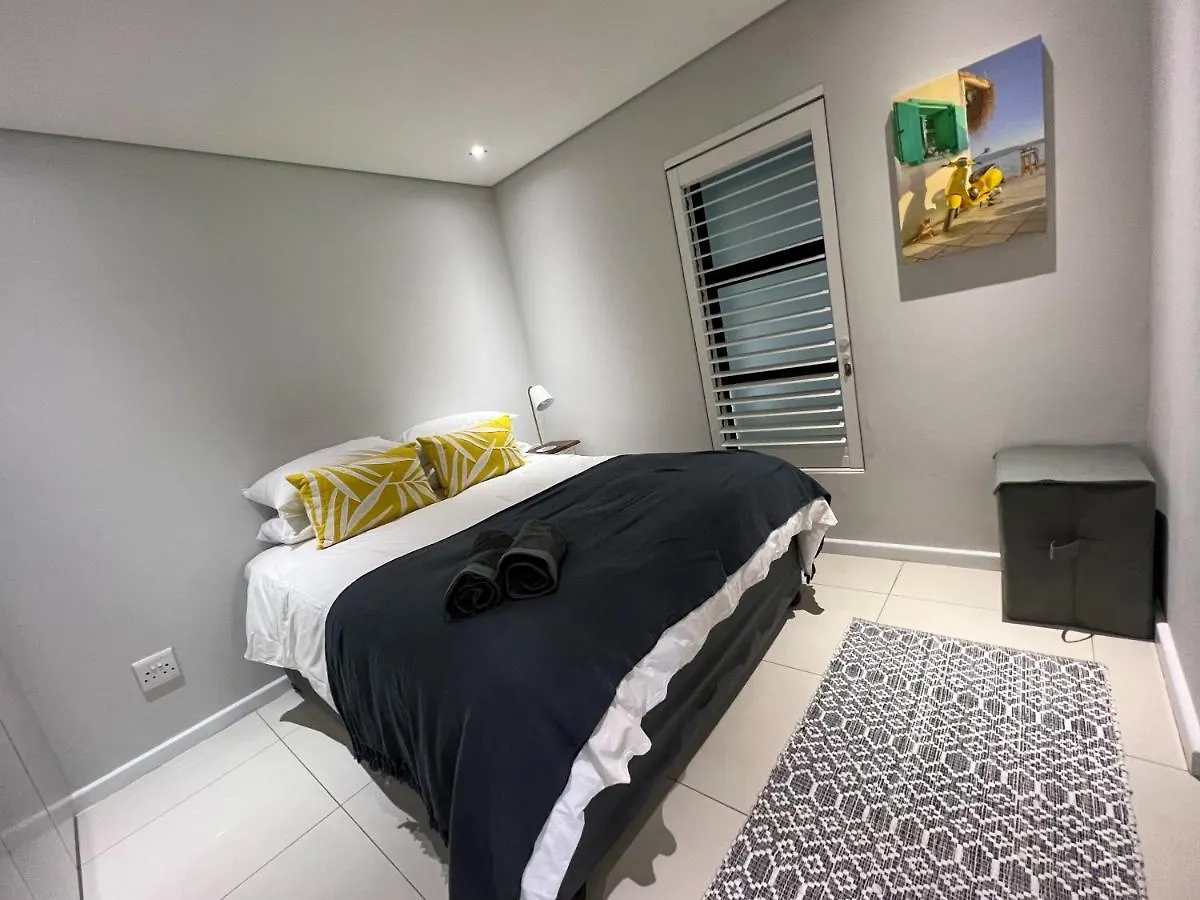 Seacrest Luxury Beachfront Apartment - Blouberg Beach South Africa