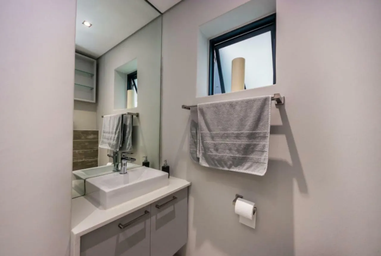Seacrest Luxury Beachfront Apartment - Blouberg Beach 0*, Bloubergstrand South Africa